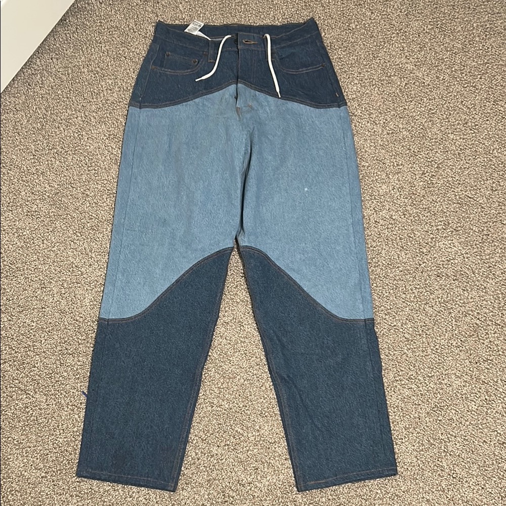 Levi's Skate UO Colorblocked Super Baggy
Vintage Denim Dark Jean 30 × 34